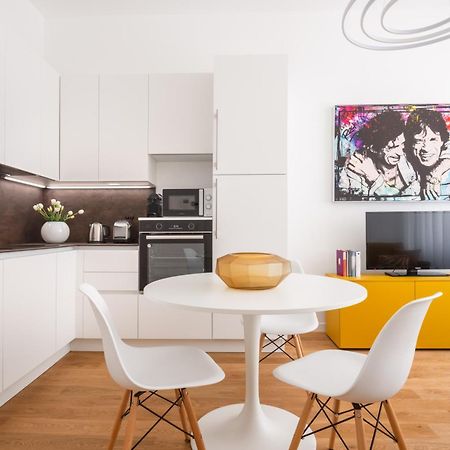 San Babila Design Apartment R&R Милано Екстериор снимка
